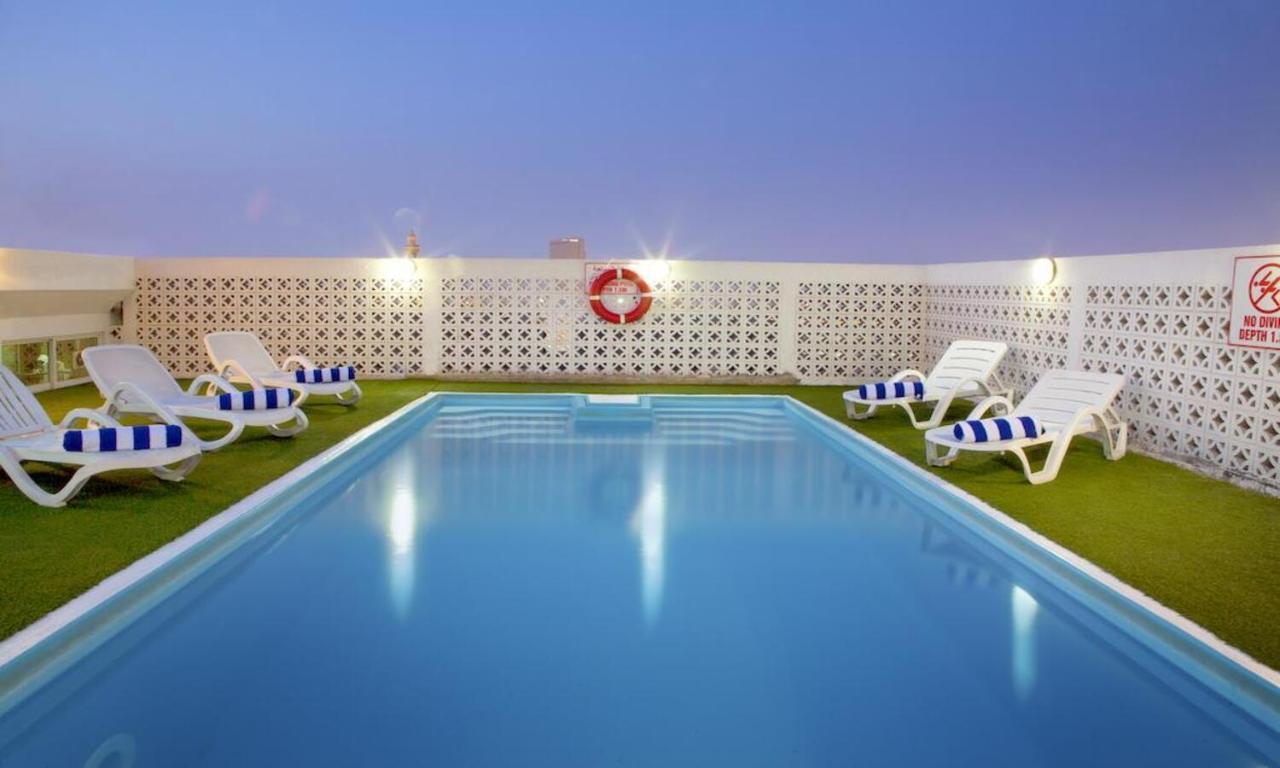 Landmark Hotel Dubai Exterior foto